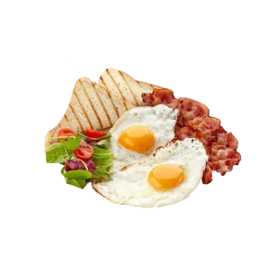 Яєчня з беконом та тостами